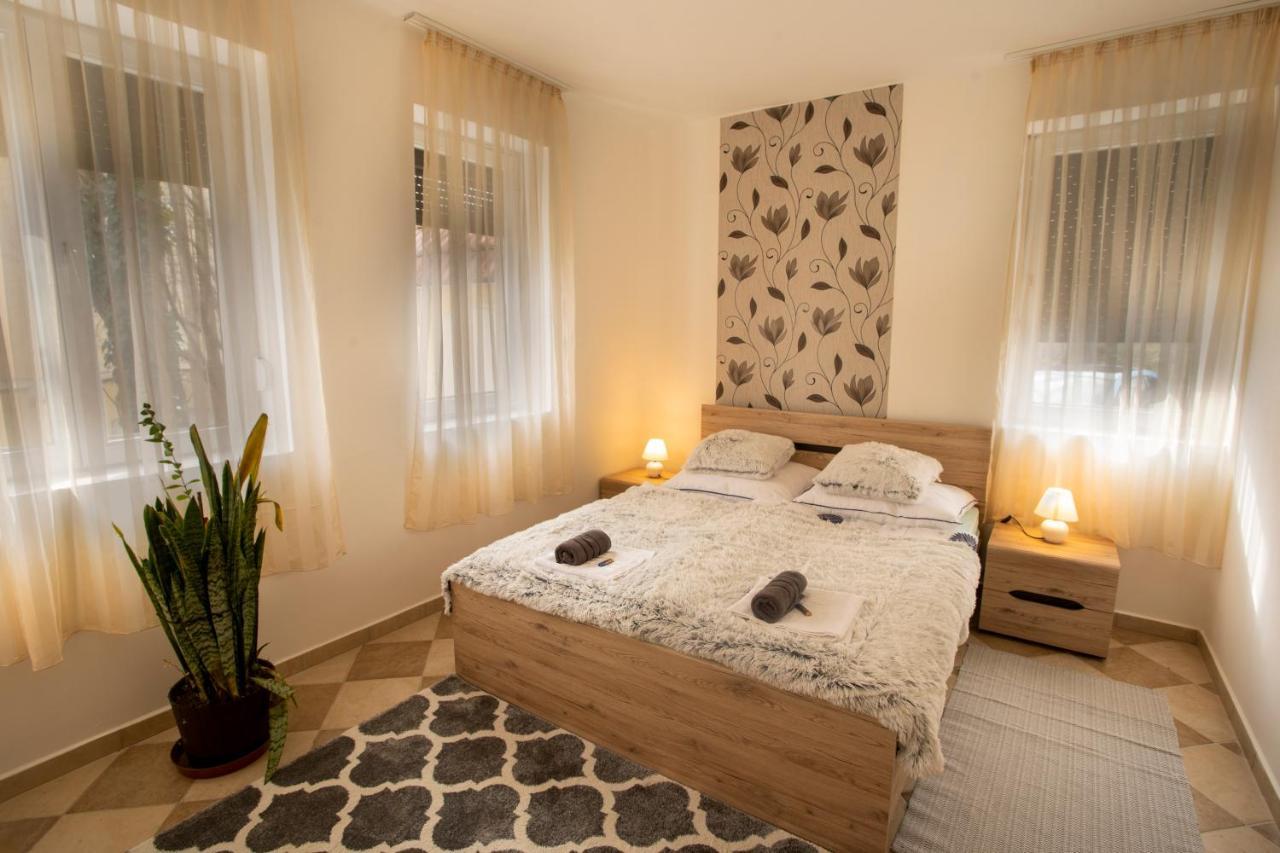 Szitakoeto Apartman Eger Exteriér fotografie